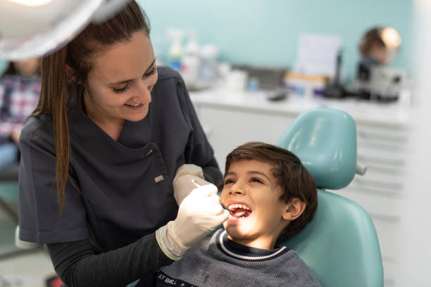 Best Dentist Open Late Near Me  in Cosmopolis, WA
